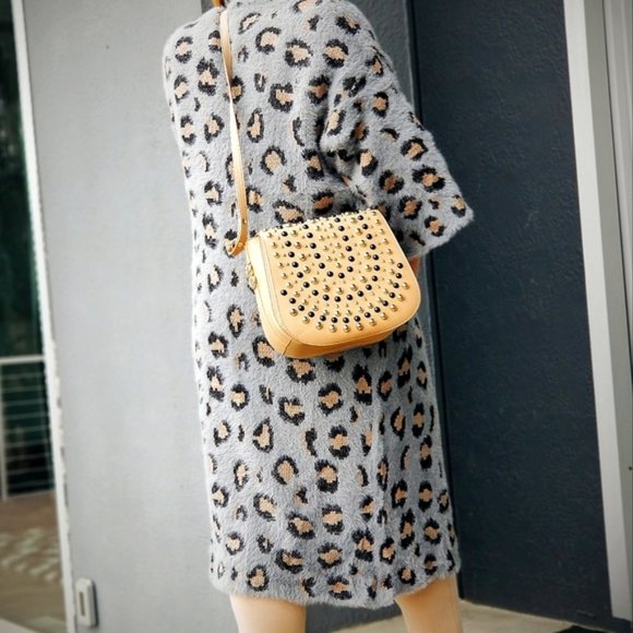 Leopard Print Super Soft Fuzzy Cardigan - Picture 4 of 7